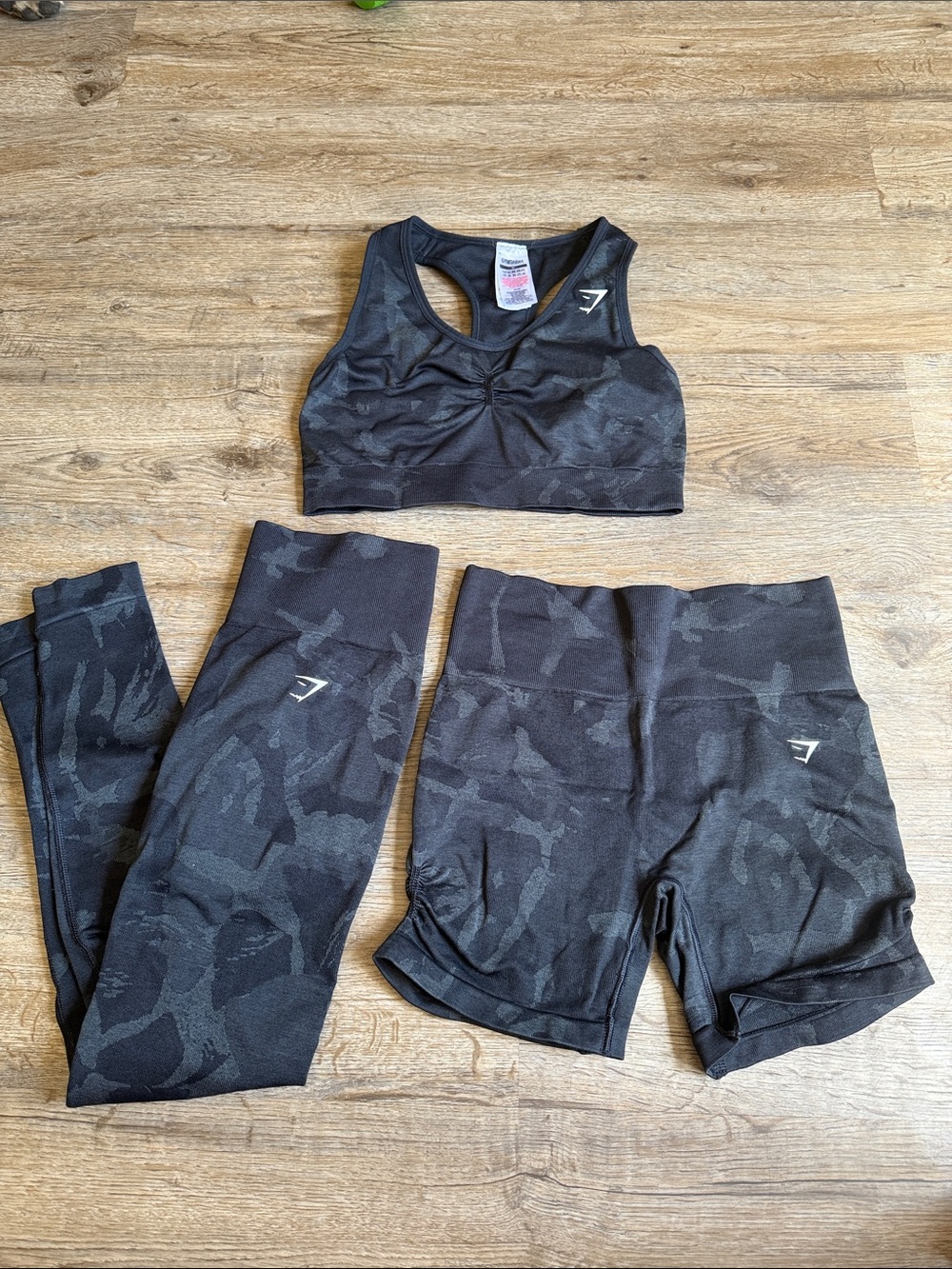 Gymshark Black Tonal Camo Seamless 3-Piece Active Set